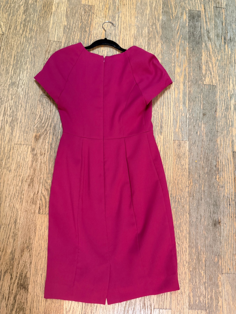 Women's Fitted Magenta Sheath Dress